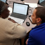 Workshop « Ordi mon ami » bij Samusocial : computer als hulpmiddel voor integratie