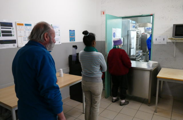 Urgence de dépister pour ralentir l’épidémie. Mieux soigner les malades et soutenir les aidants