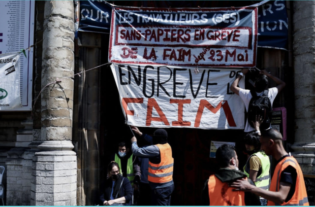 Pour résoudre le sans-abrisme, il faut aussi résoudre la question des sans-papiers.
