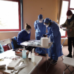 Outbreak Support Team – Een samenwerking van Artsen Zonder Grenzen, MdM en Samusocial om de verspreiding van de Covid19-epidemie onder daklozen tegen te gaan.